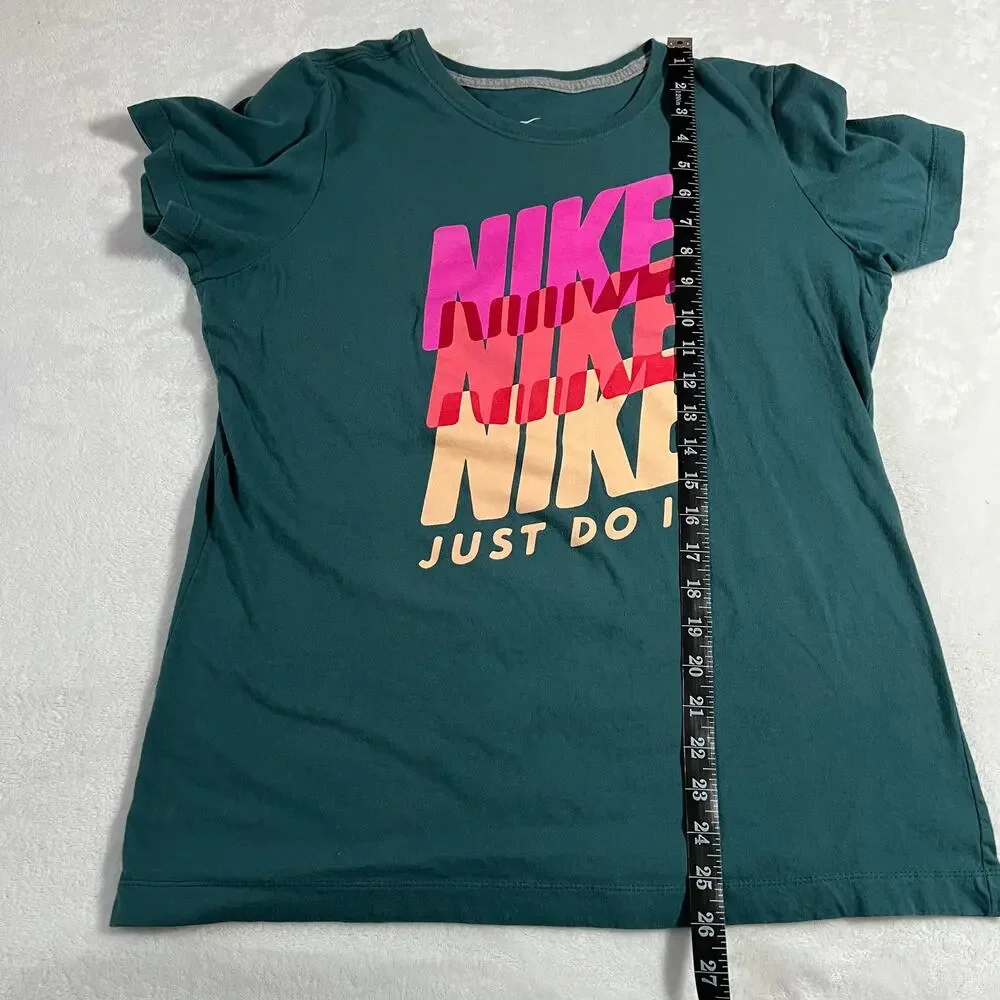 Nike Crewneck Slim Logo Graphic Fit T-Shirt Size XL Cotton Athleisure Casual